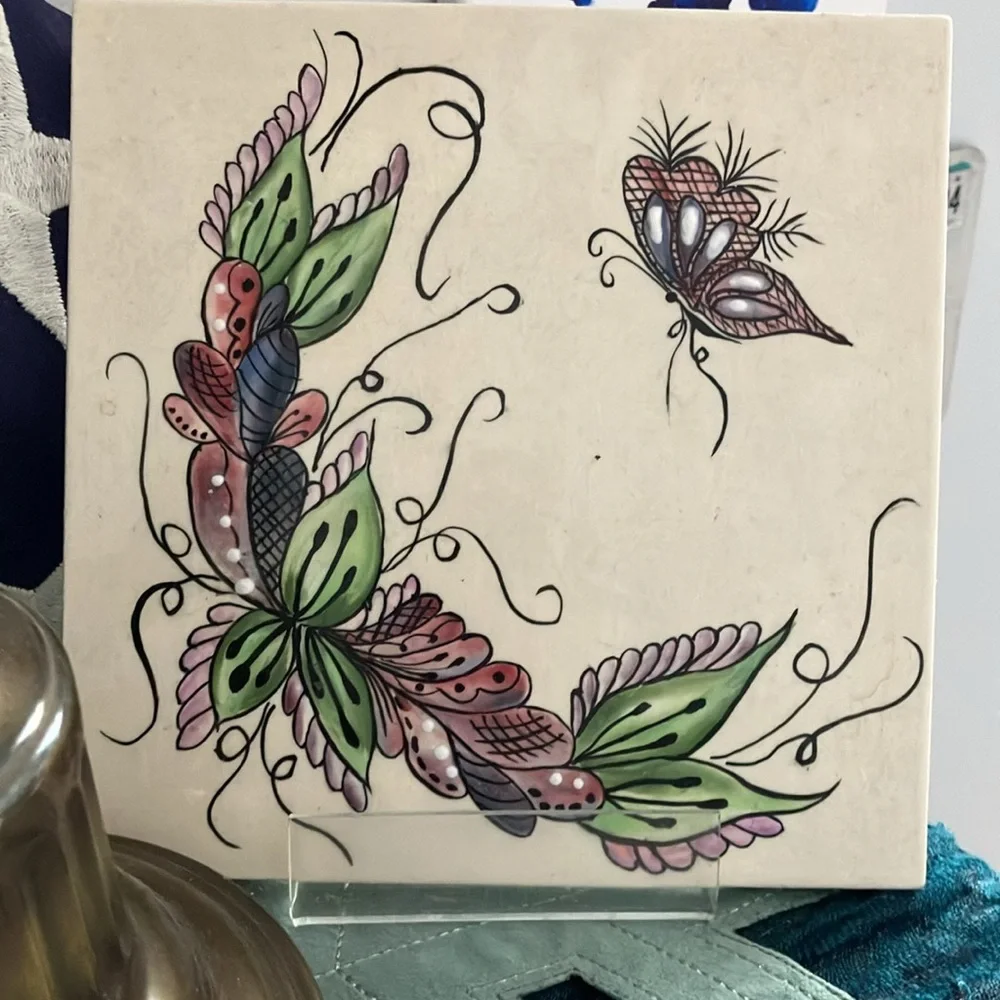 Painted tile - Picture 2 of 8